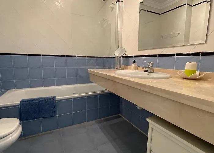 Intermobiliaria - Puerto Alto B3 11 * Estepona